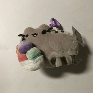 Pusheen the Cat Snackable Sundae Clip-On